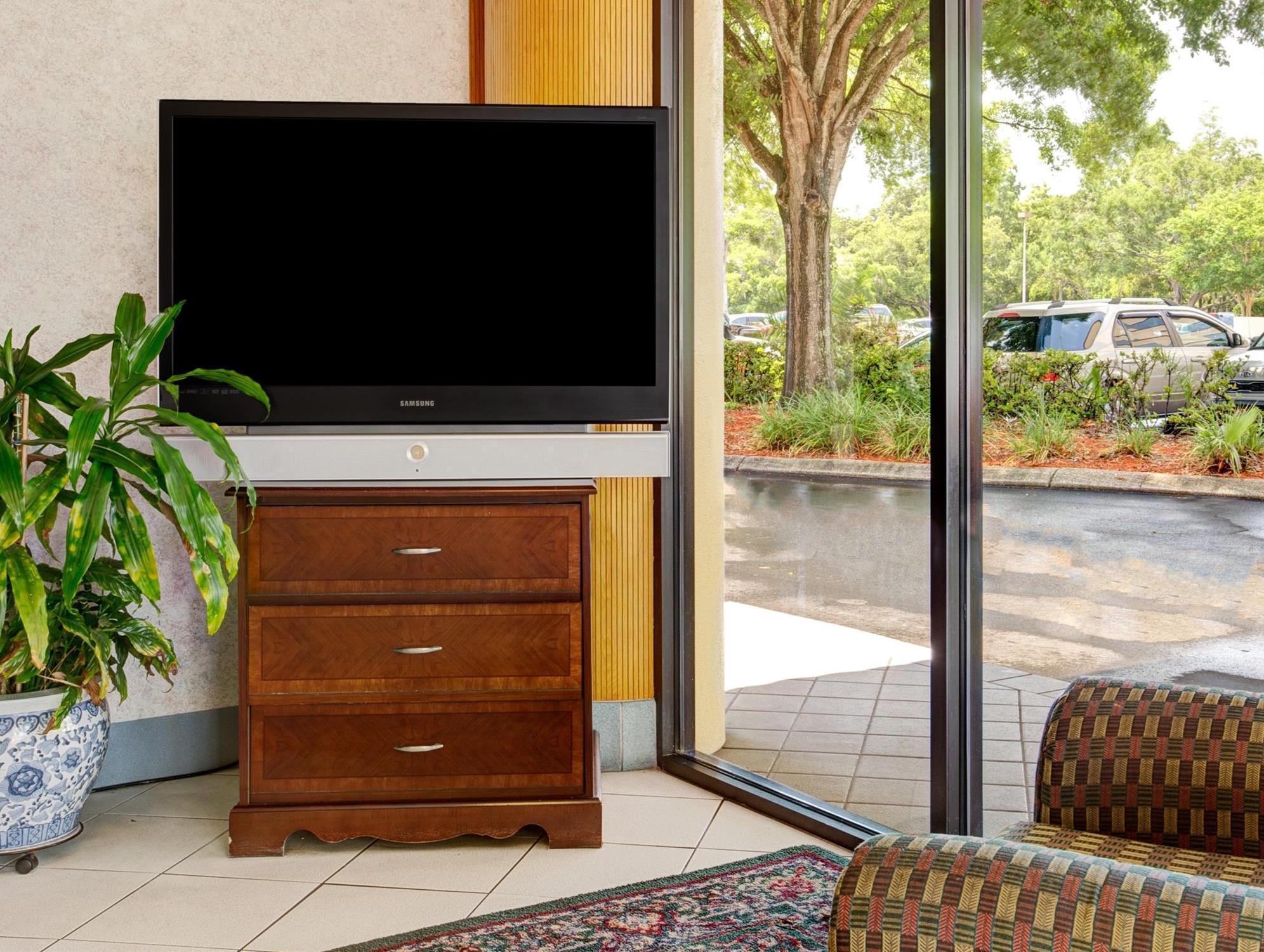Howard Johnson By Wyndham Clearwater - Dunedin Exterior foto